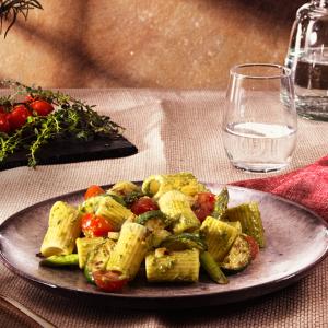 Al Bronzo Mezzi Rigatoni with Pesto & Roasted Vegetables – Barilla