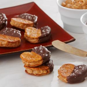Pretzel Chocolate Peanut Butter Bites - Kellogg's